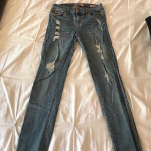 Low rise distressed skinny