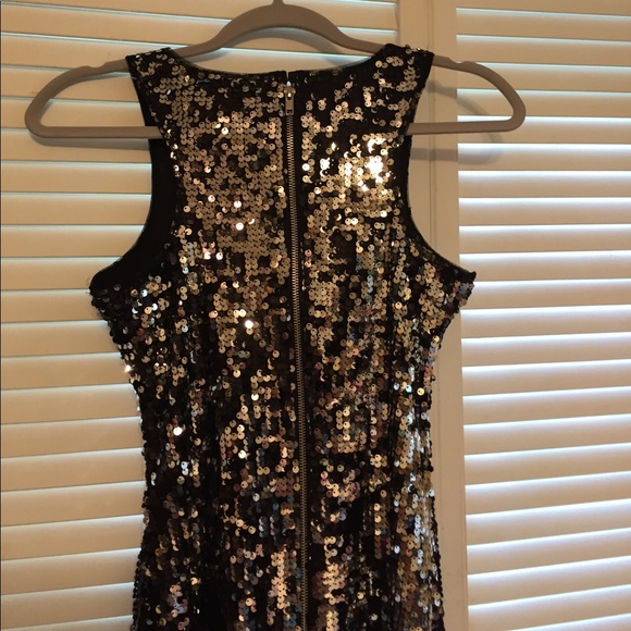 NWT SPEECHLESS SEQUINED MINI-DRESS Size 5 - Picture 4 of 8