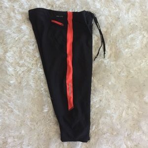 🟣 NIKE Dri-Fit Capris