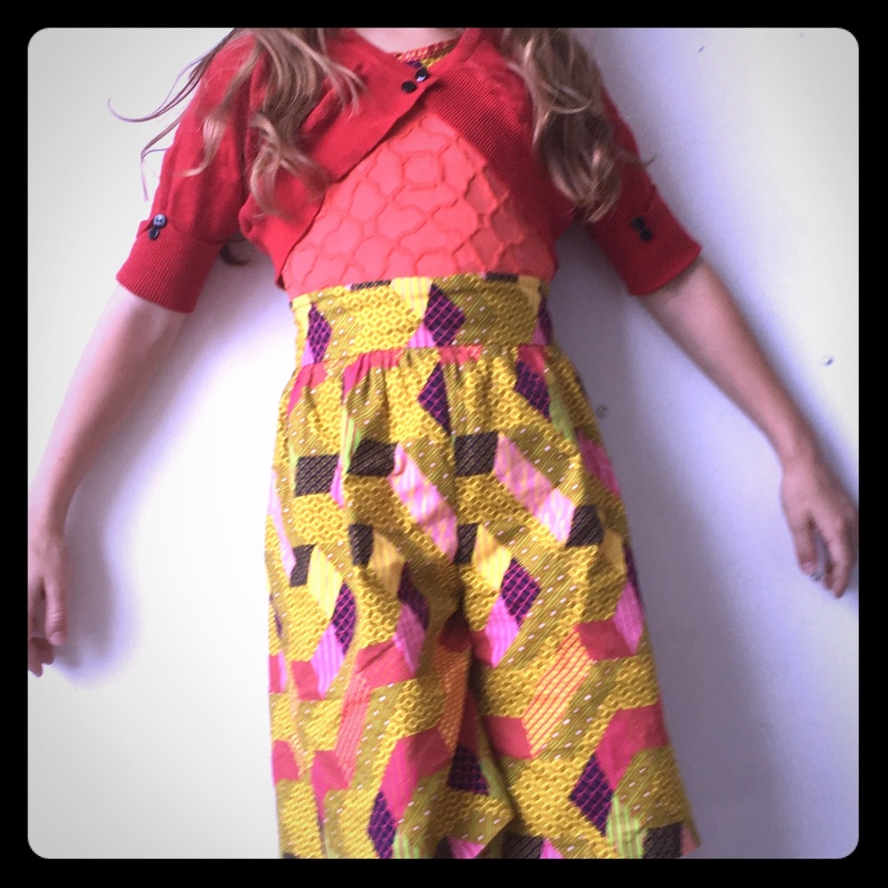 Red cropped sweater size 8