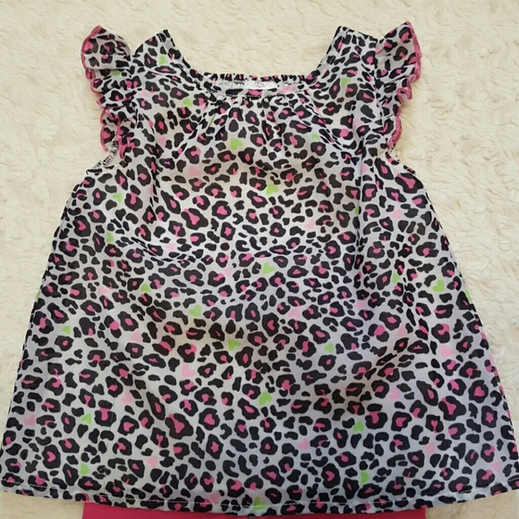 🎀 Baby Girl, 2 pc., 6-9 M Outfit! - Picture 2 of 6