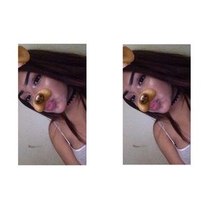 Meet your Posher, Daniela