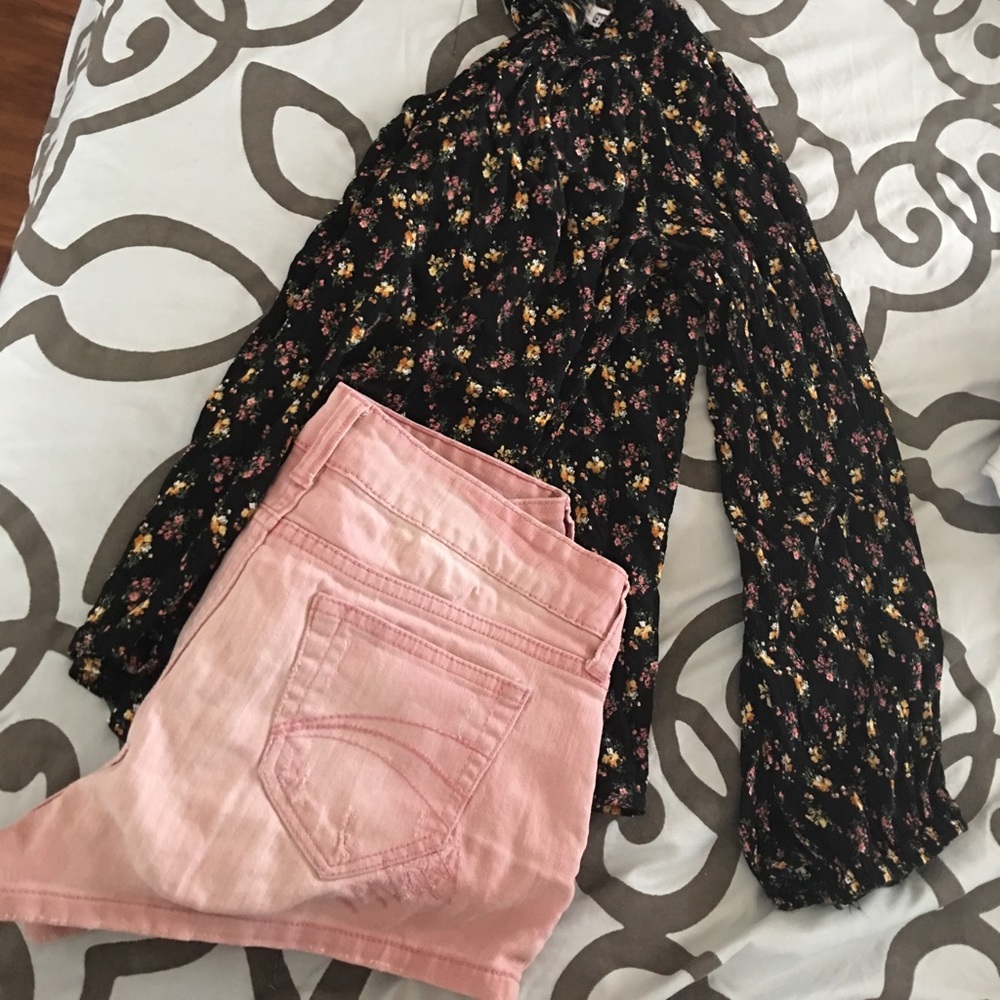 Shorts 🌸 🌸 🌹 🌹 - Picture 3 of 3