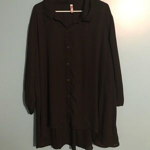 Black high-low blouse