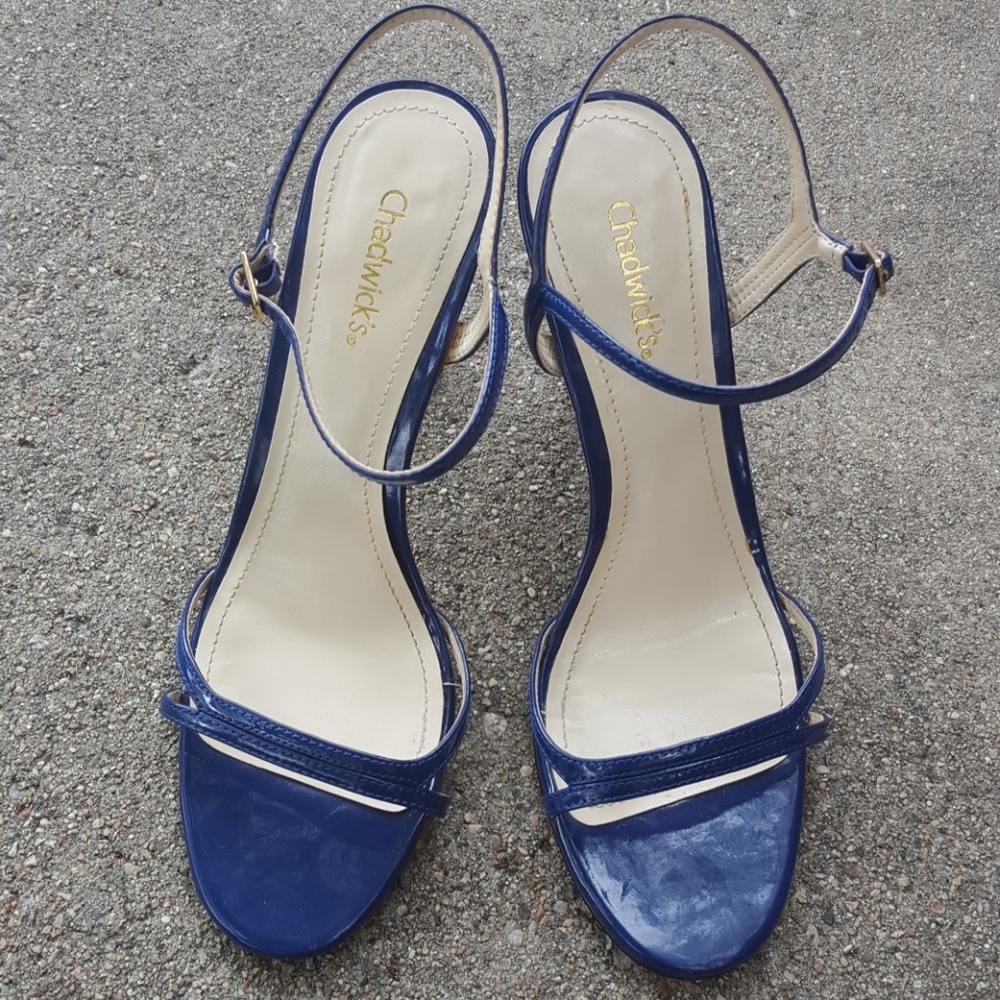 Chadwick's sandal pump