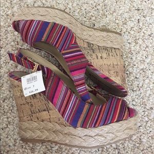 New with tags - Multicolor Wedges!!