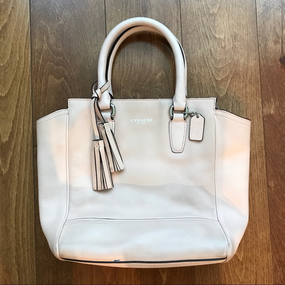 COACH baby pink bag with shoulder straps 🛍