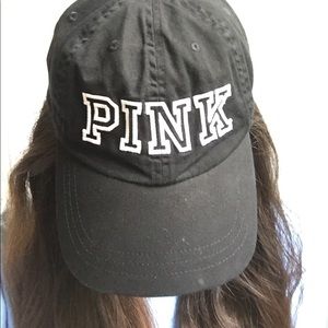 Pink baseball hat (black)