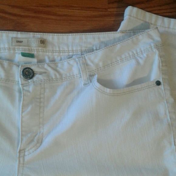 ❤️5/$25 Route 66 Classic Fit White Jeans - Picture 2 of 5