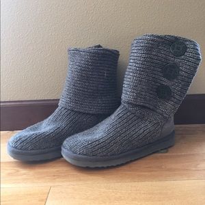 UGG classic cardy grey boots