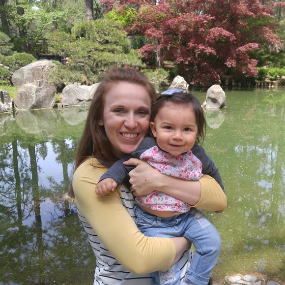 Meet your Posher, Amanda - Picture 1 of 1