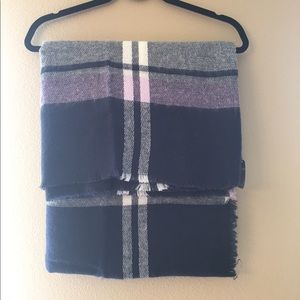 NWT Aerie blanket scarf
