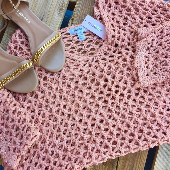 Dress Barn Tops - {HP} NWT Peachy Top