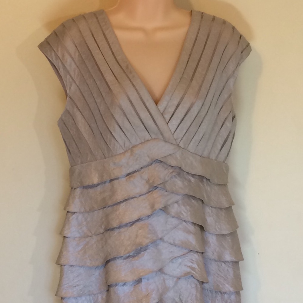 Adrianna Pappell Tier Cocktail Dress Size 12