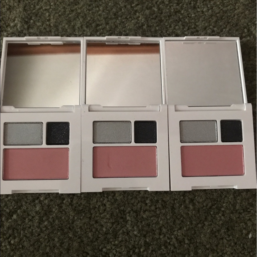 3 Clinique eyeshadow/blush