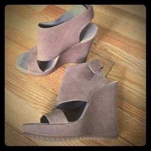 Vince Camuto wedges