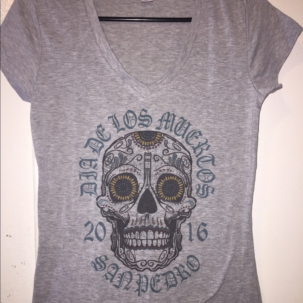 Skull shirt