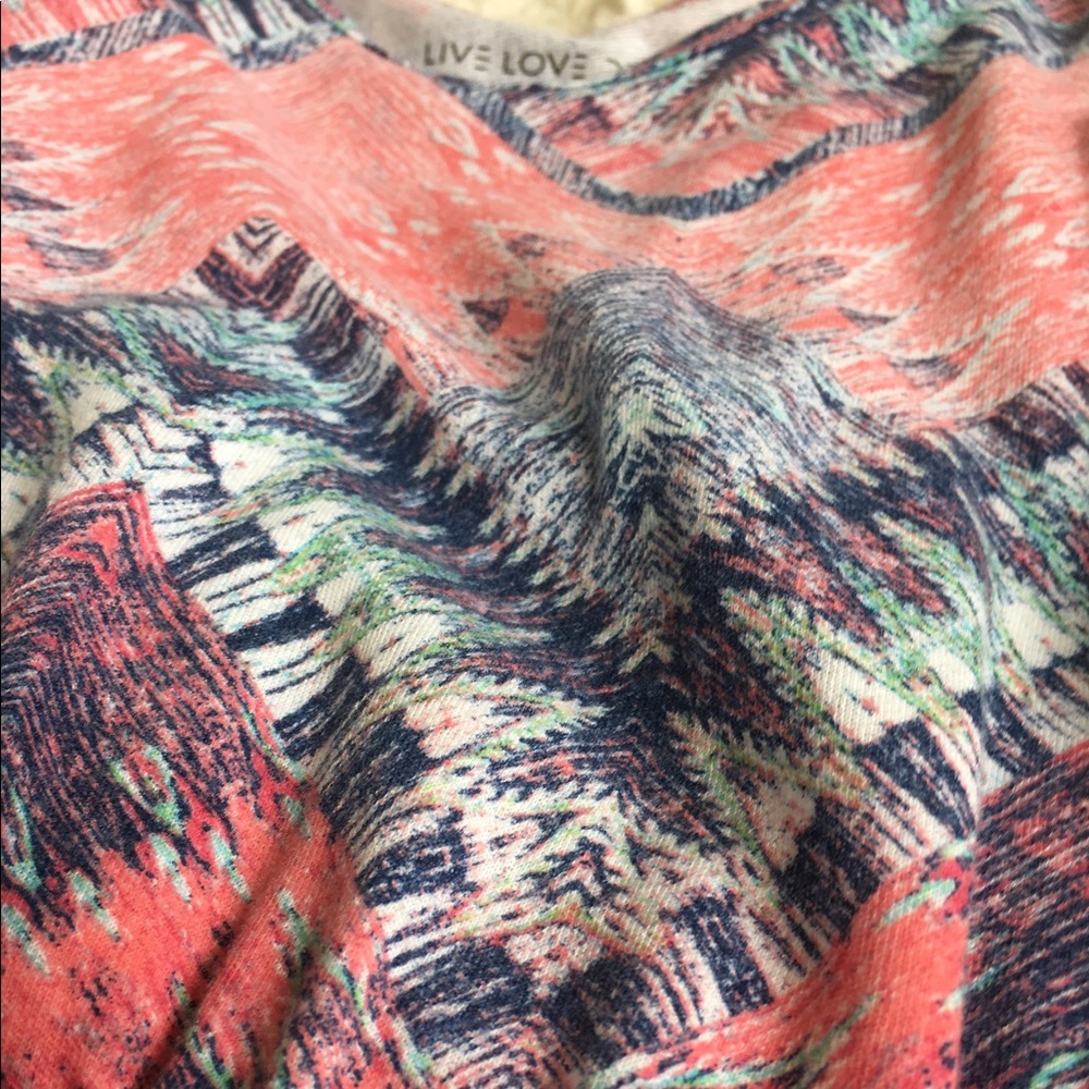 A multi- colored romper - Picture 2 of 3