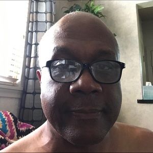 Meet your Posher, Thomas