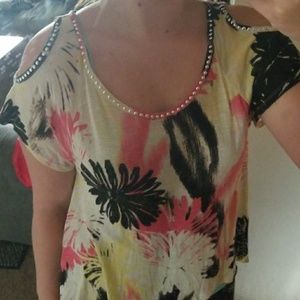 🎈SALE🎈Candies cold shoulder top