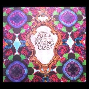 Alice through the looking glass pallet