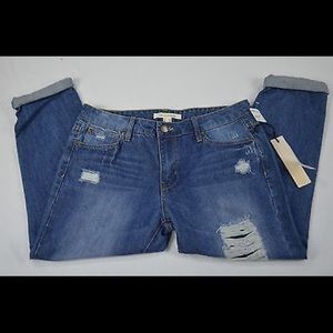 LAST DAY Distressed Boyfriend Jeans