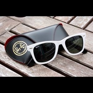 NWOT White Matte Wayfair Raybands