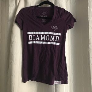 Diamond supply co v neck