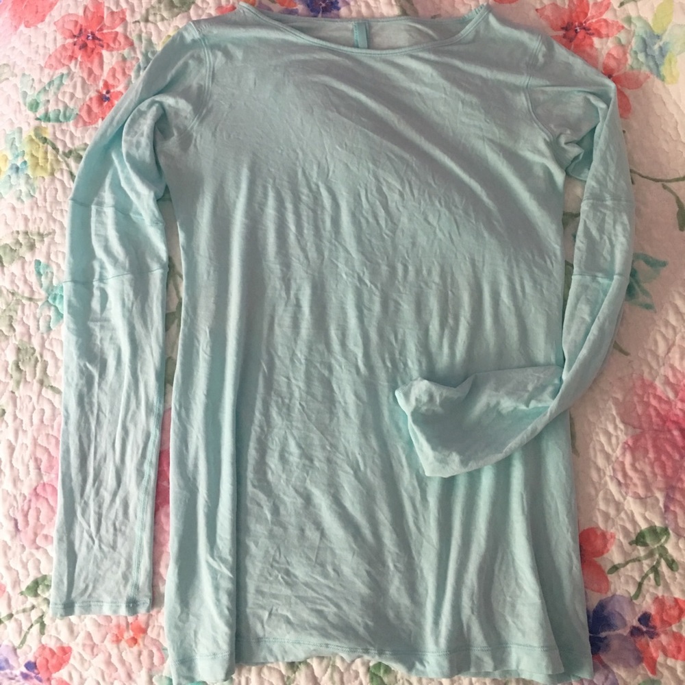 Lululemon light blue devotion long sleeve top