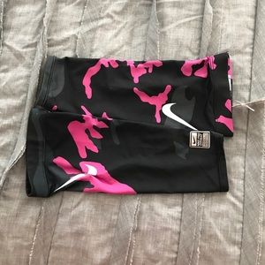 Nike elbow sleeves