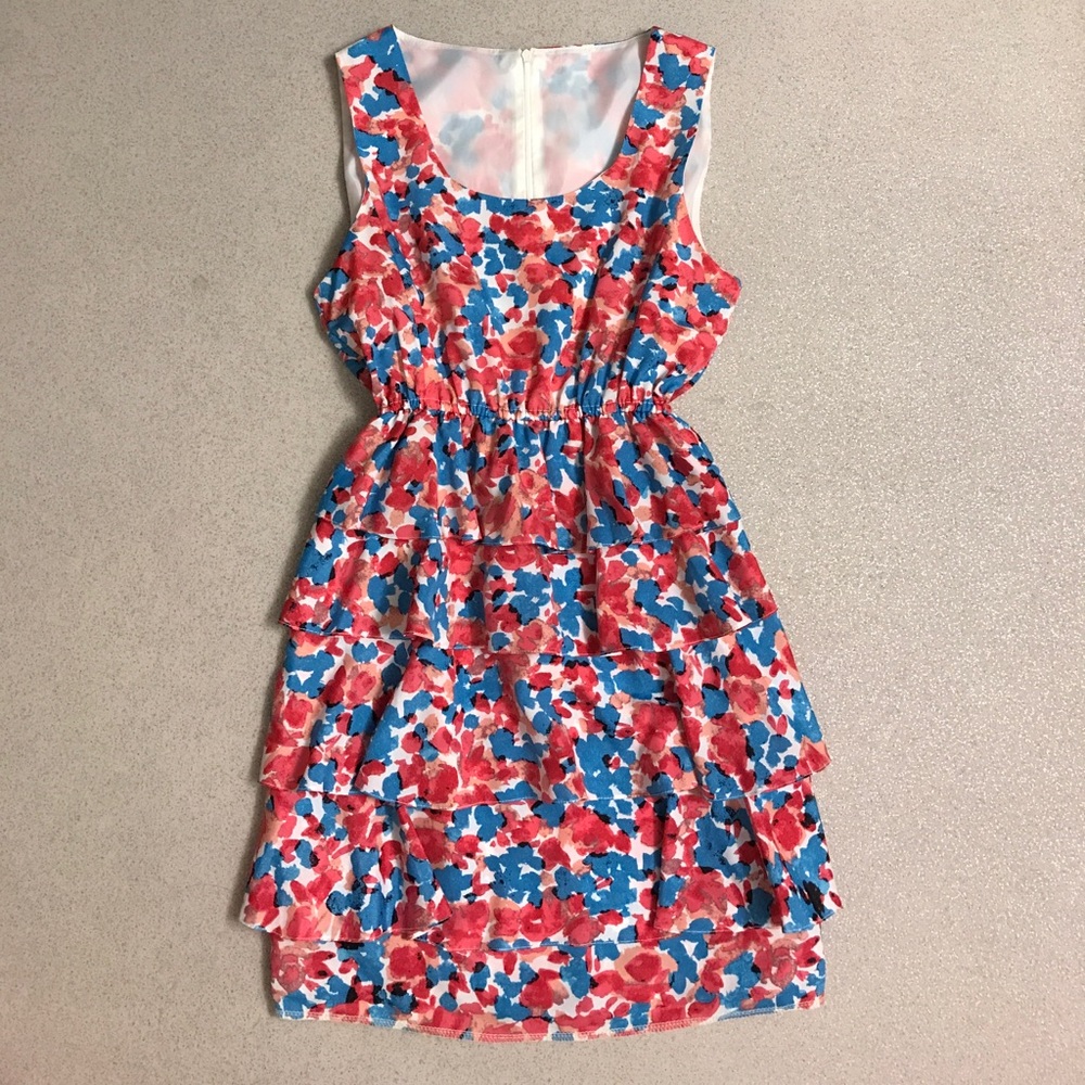 Print ruffle dress