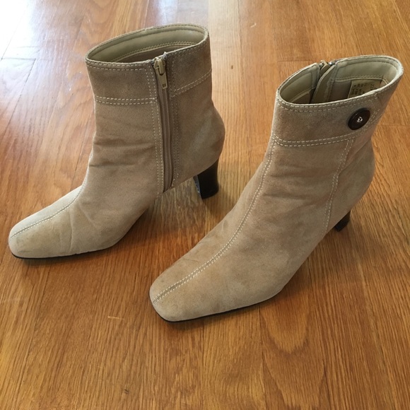 Tan Suede Boots with 3" heel - Picture 2 of 8