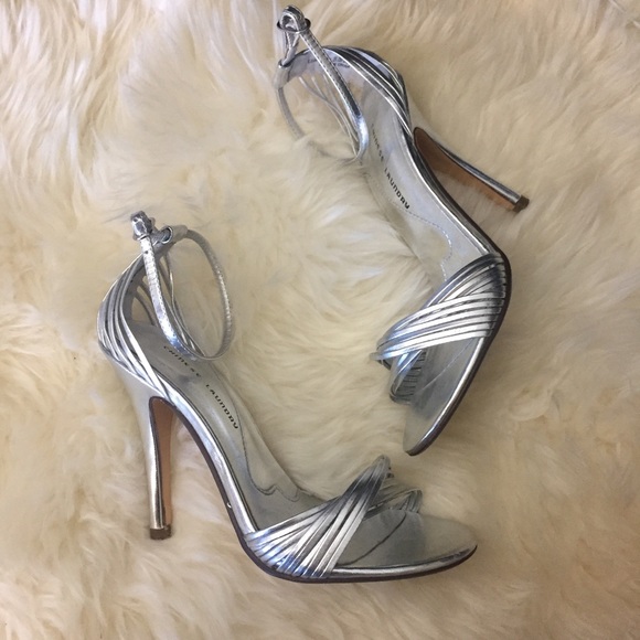 chinese laundry scalloped heels