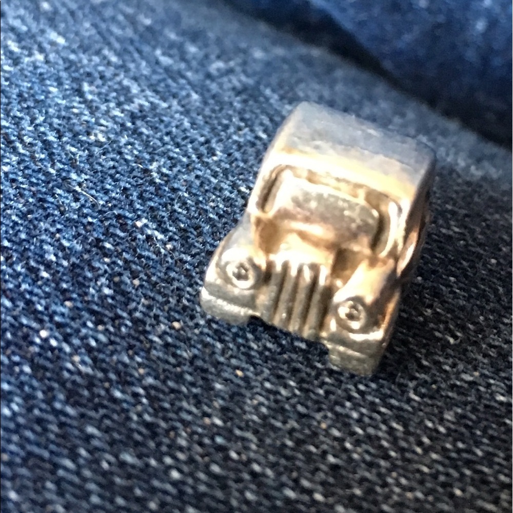 Retired Pandora Jeep charm
