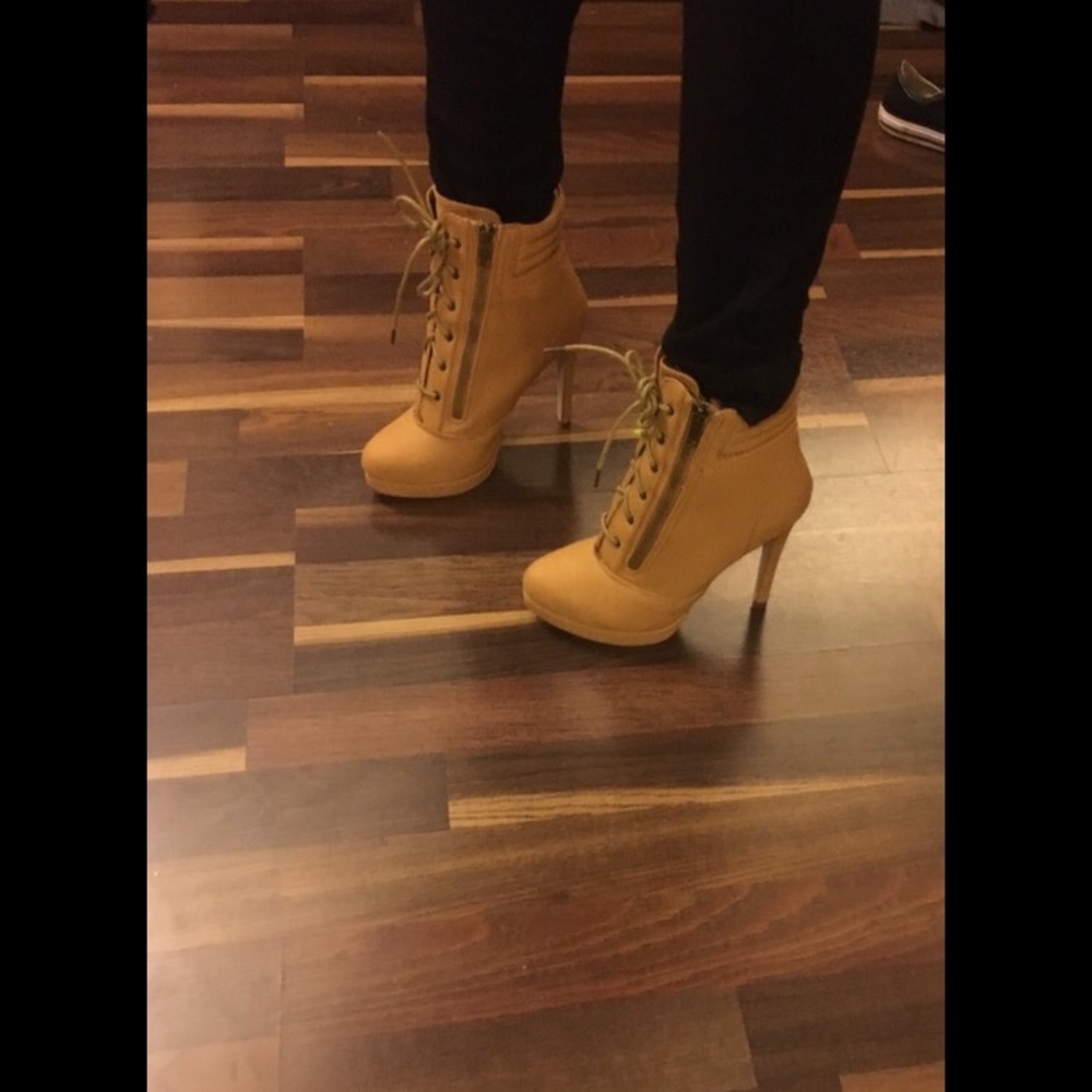 Madden girl hartson bootie/ work booties