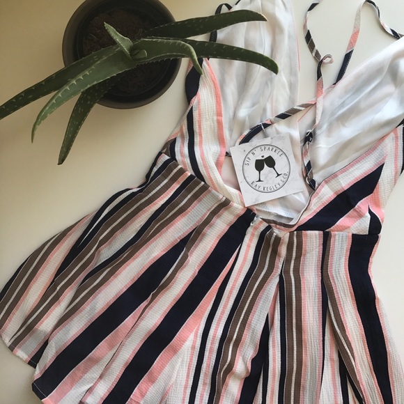 Striped Romper with Strappy Back - Picture 3 of 4