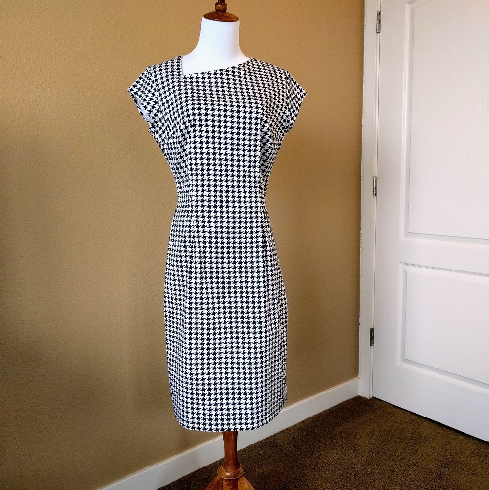 NWOT Shabby Apple "Miles" Dress - Picture 5 of 5