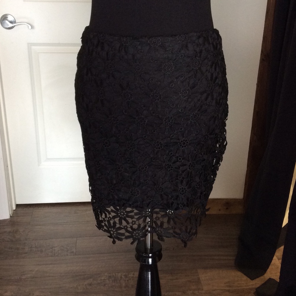 Black skirt