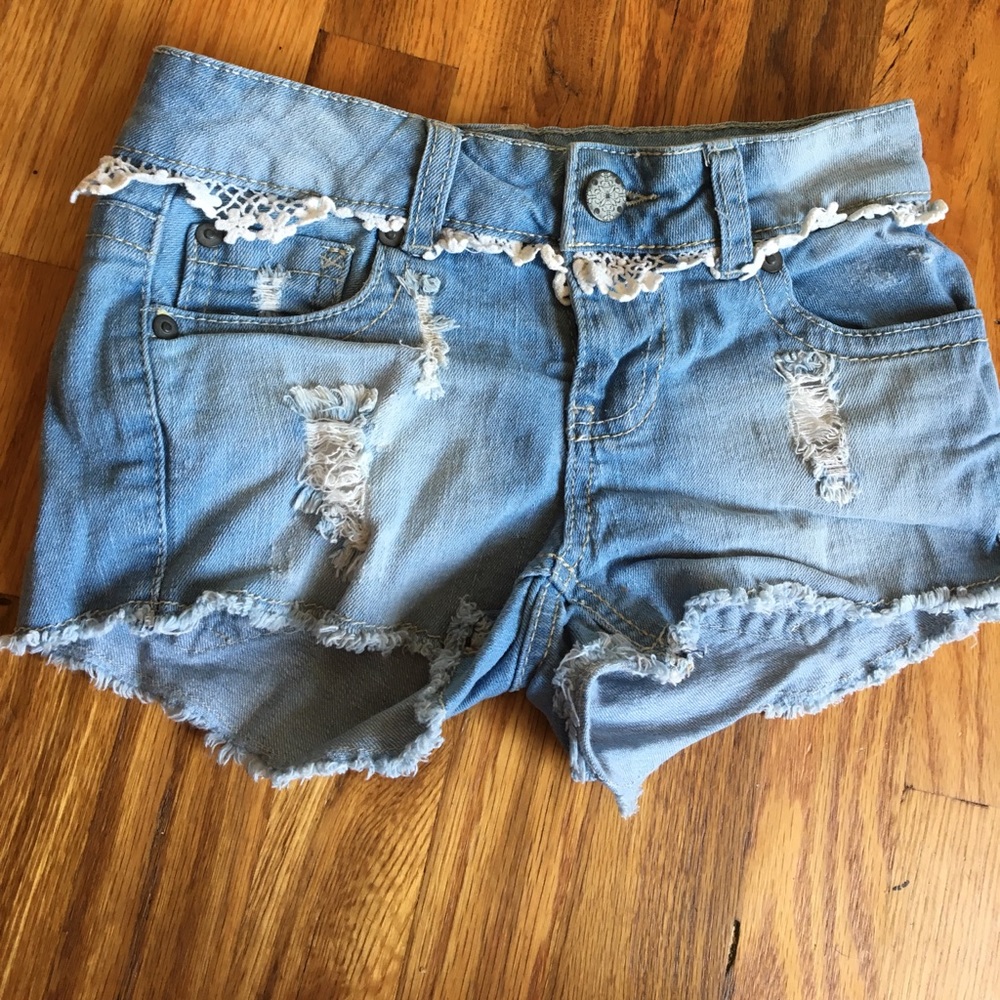 Lace ripped light blue short shorts