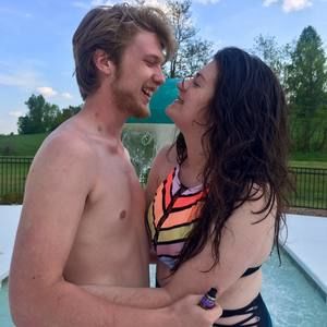 Meet your Posher, Carly