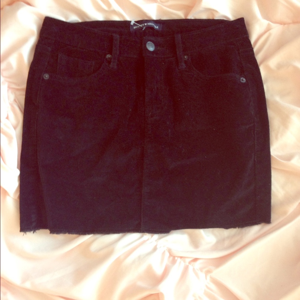 Brandy Melville skirt