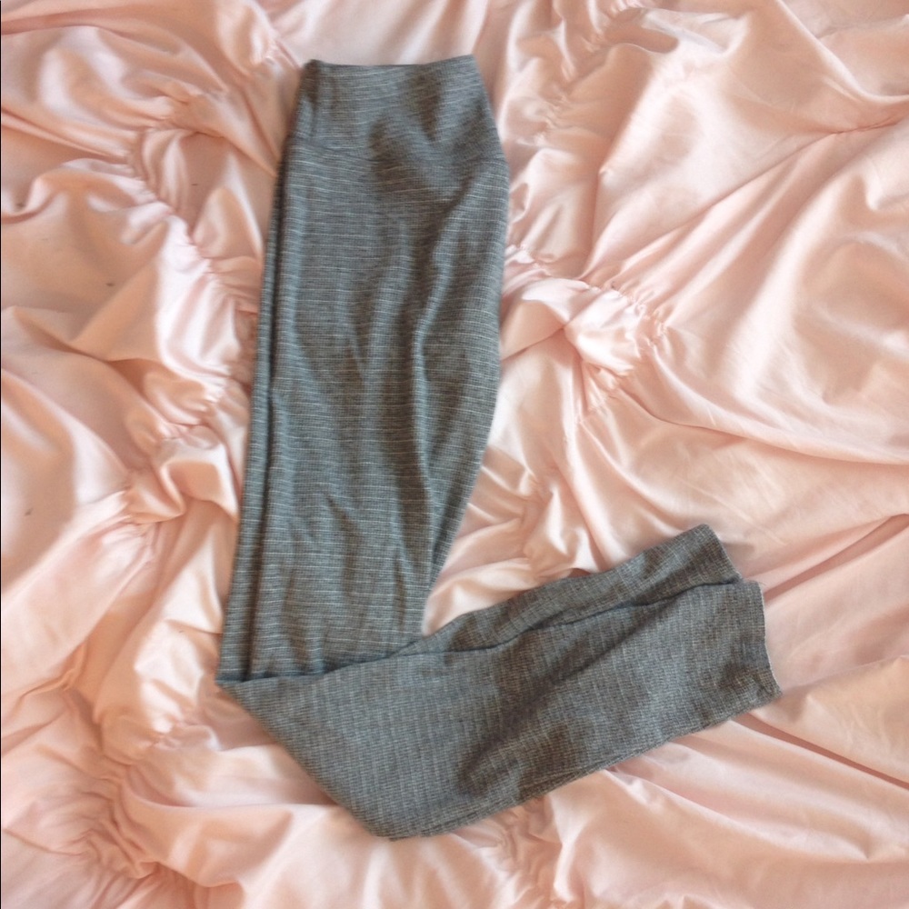 Brandy Melville leggings