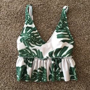 Kortni Jeane Palms Print V-neck