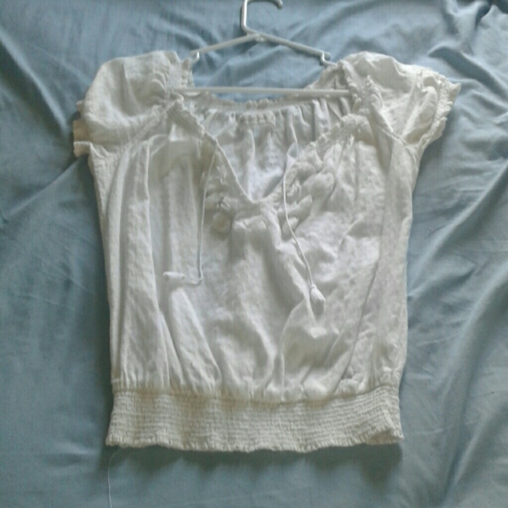 *****SOLD****Abercrombie and Fitch  White shirt
