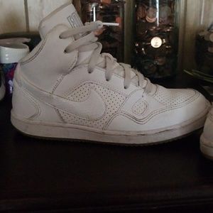Boys Nike force