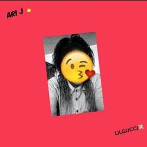 Meet your Posher, Ariana