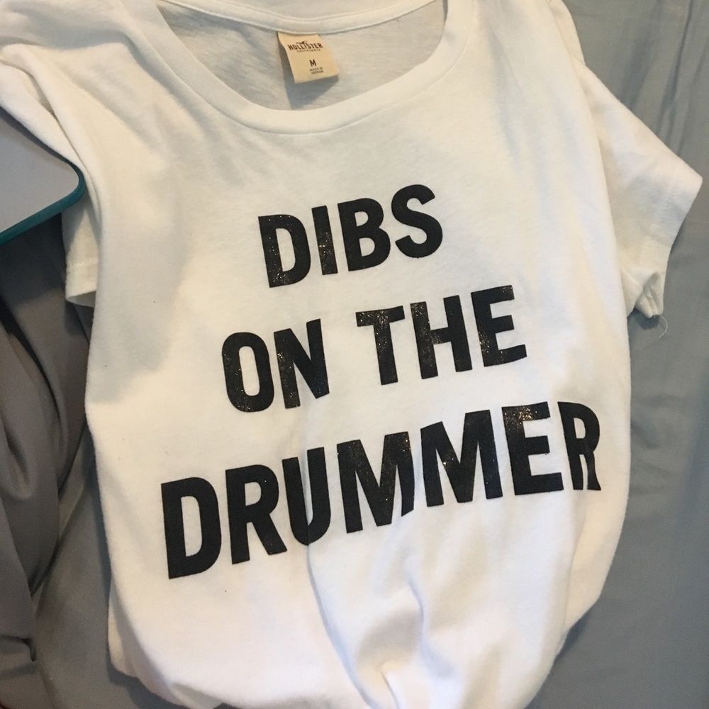 Hollister Graphic Tee