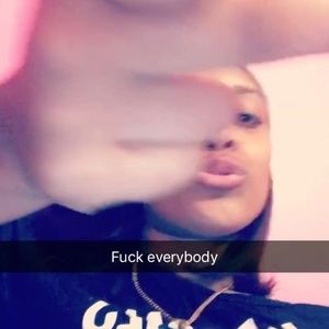 Meet your Posher, Morayma