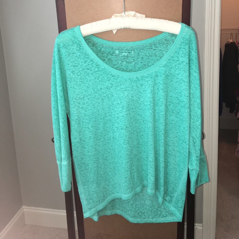 Hi-Lo T-shirt...3/4 sleeve