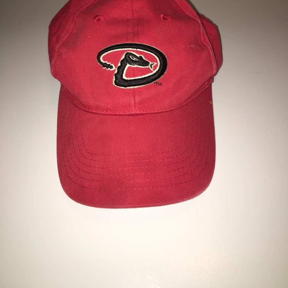 Velcro d-backs hat